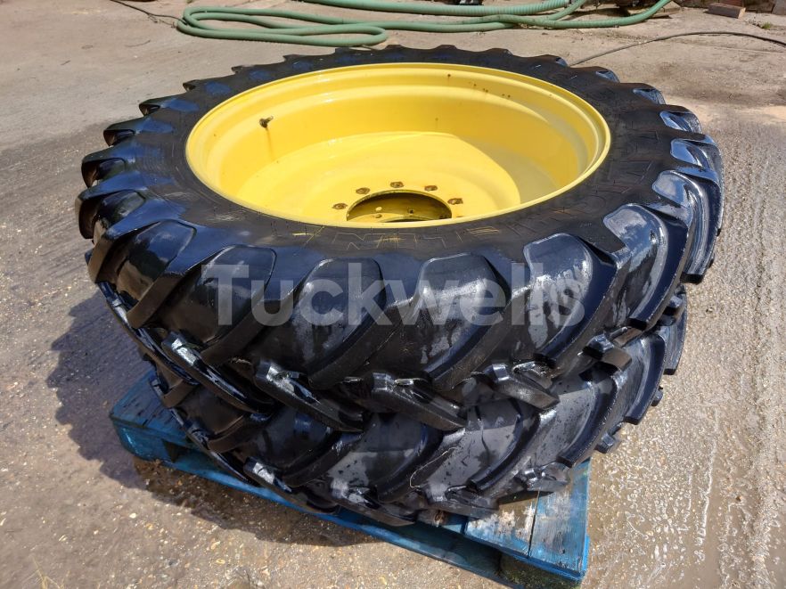 11079543