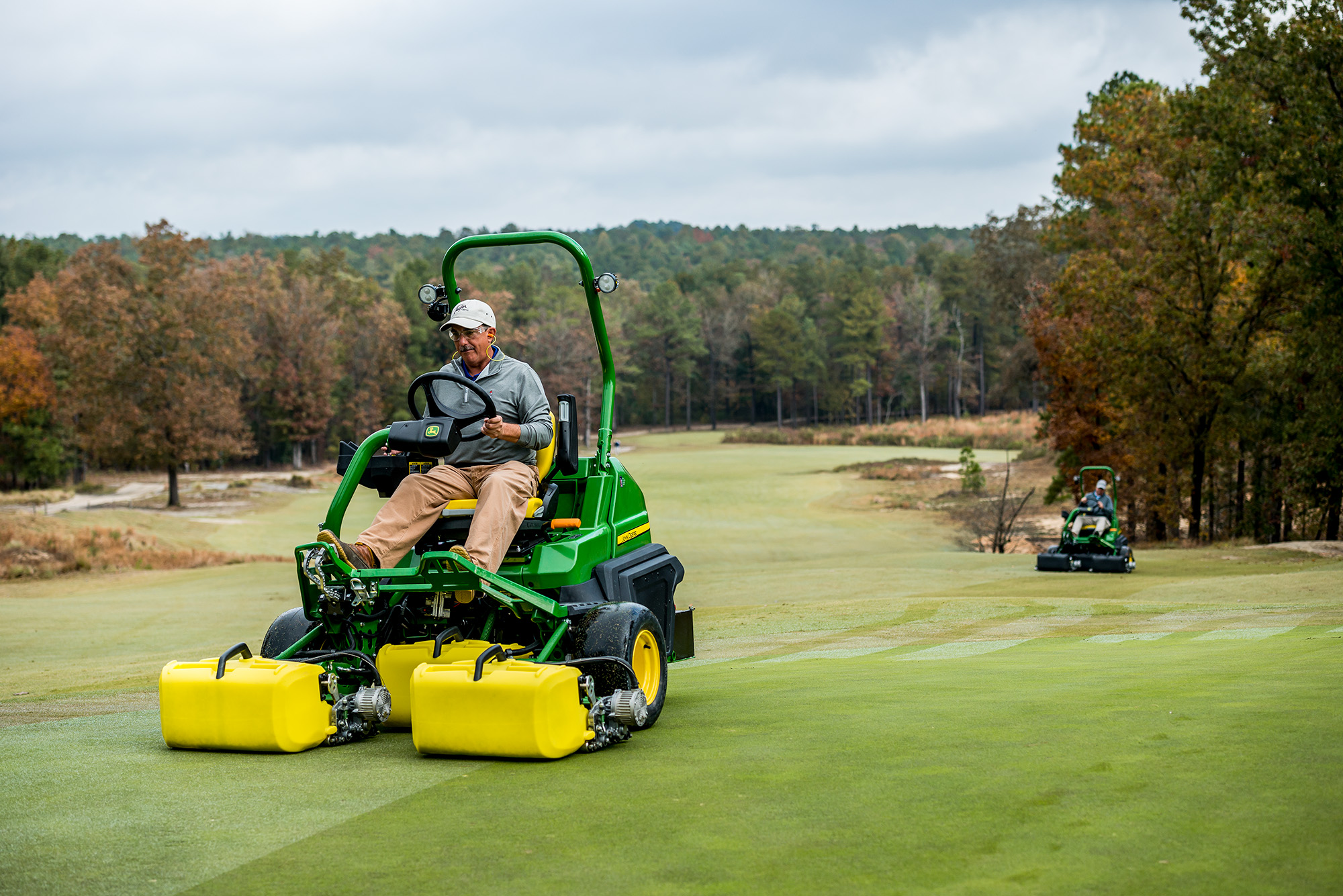 John Deere previews precision mowers at BTME