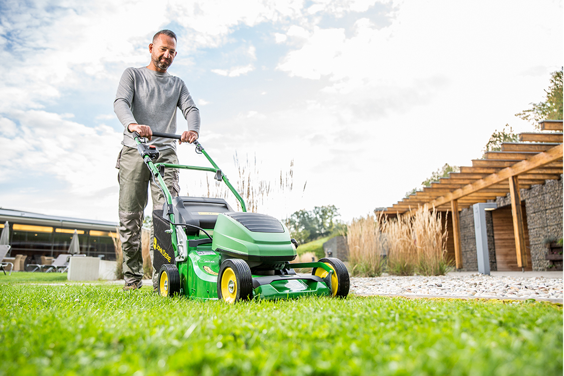 John Deere launches commercial battery mower