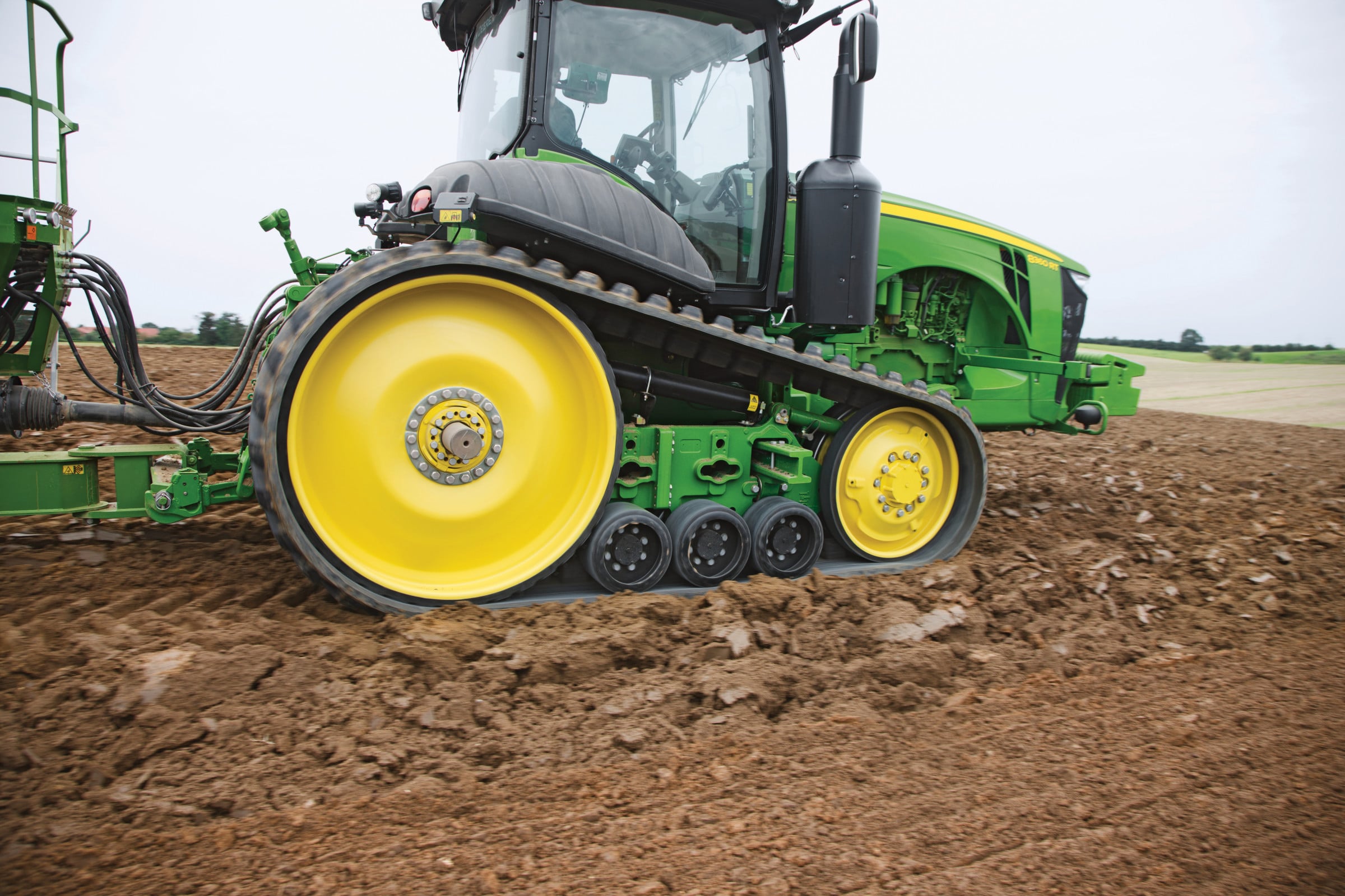 TRACKLAYER TIPS TO HELP TACKLE WET CONDITIONS