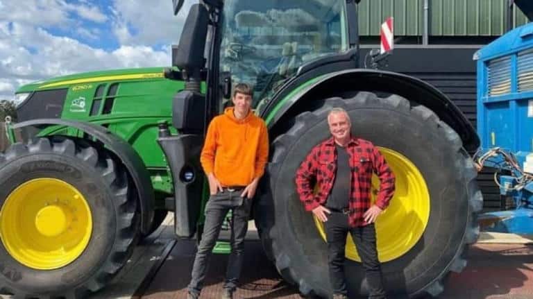 Tuckwells Tractor on Channel 5’s Harvest on the Farm
