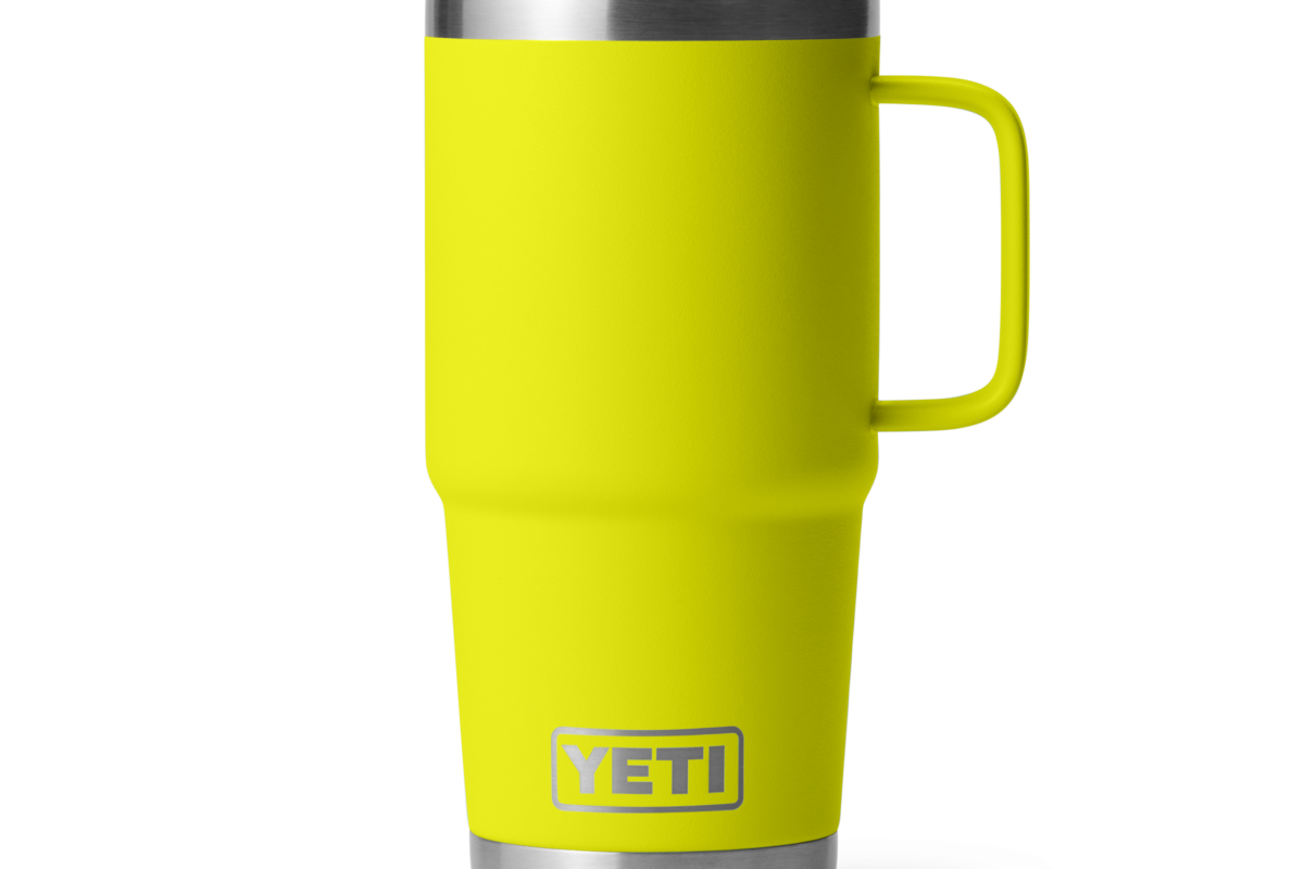 YETI RAMBLER 20 Oz (591 ml) TRAVEL MUG WITH STRONG HOLD LID - FIREFLY